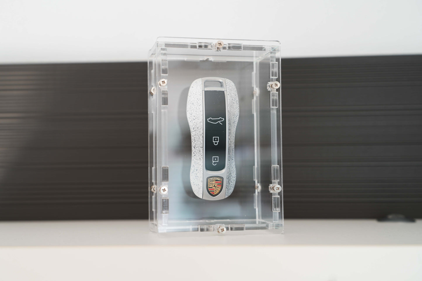 Luxus Car Key Display