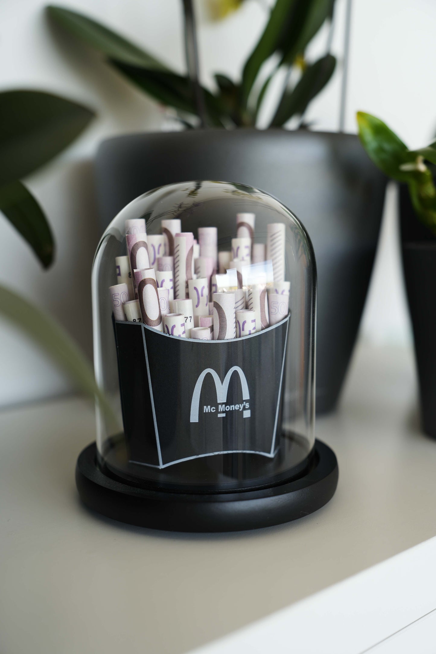 Mc Money's
